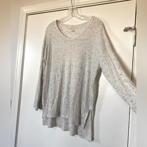American Eagle long sleeve v neck top size women’s small